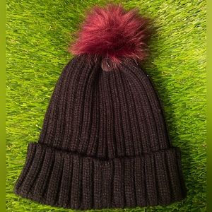Beanie hat NWT.